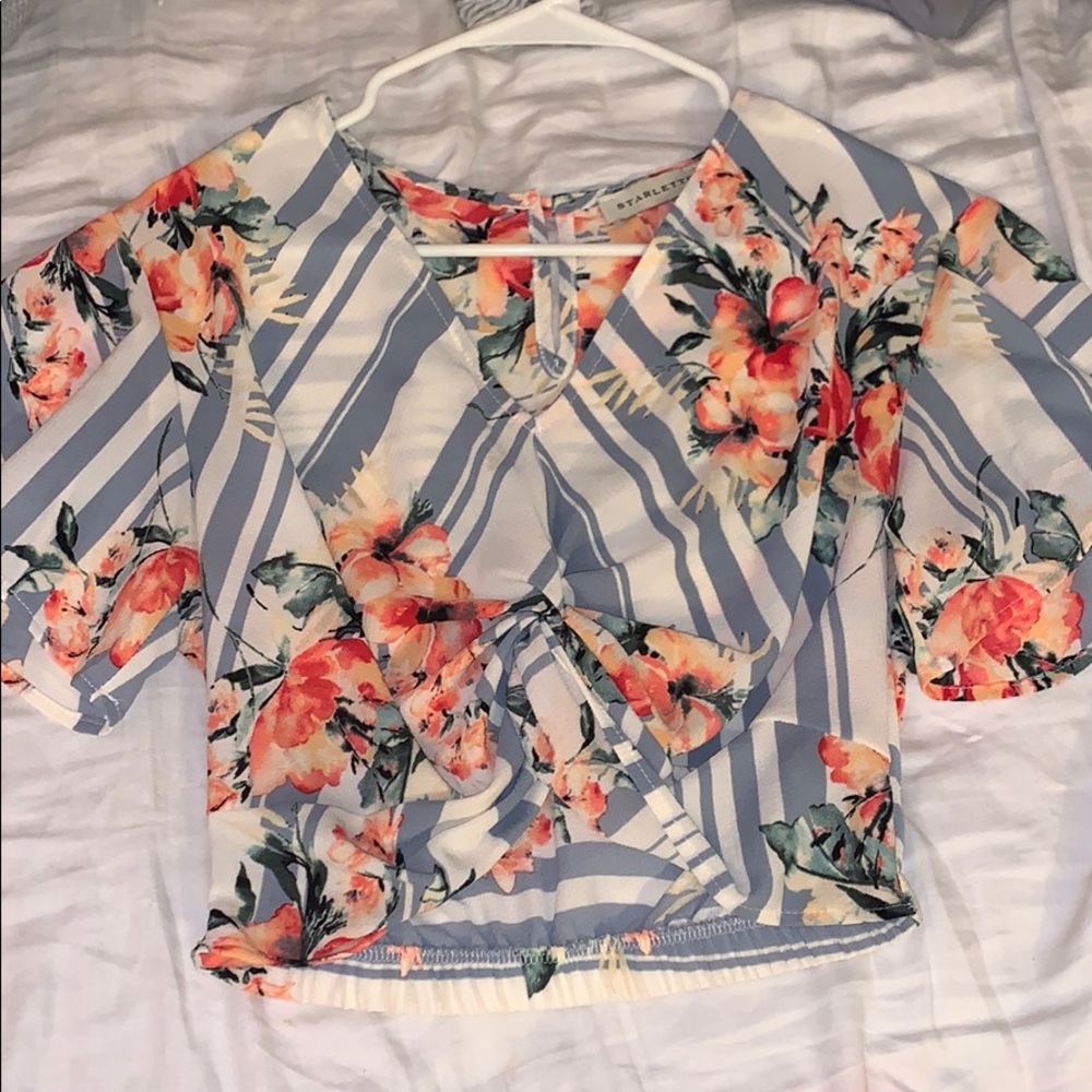 Floral Knot tie crop top🌸